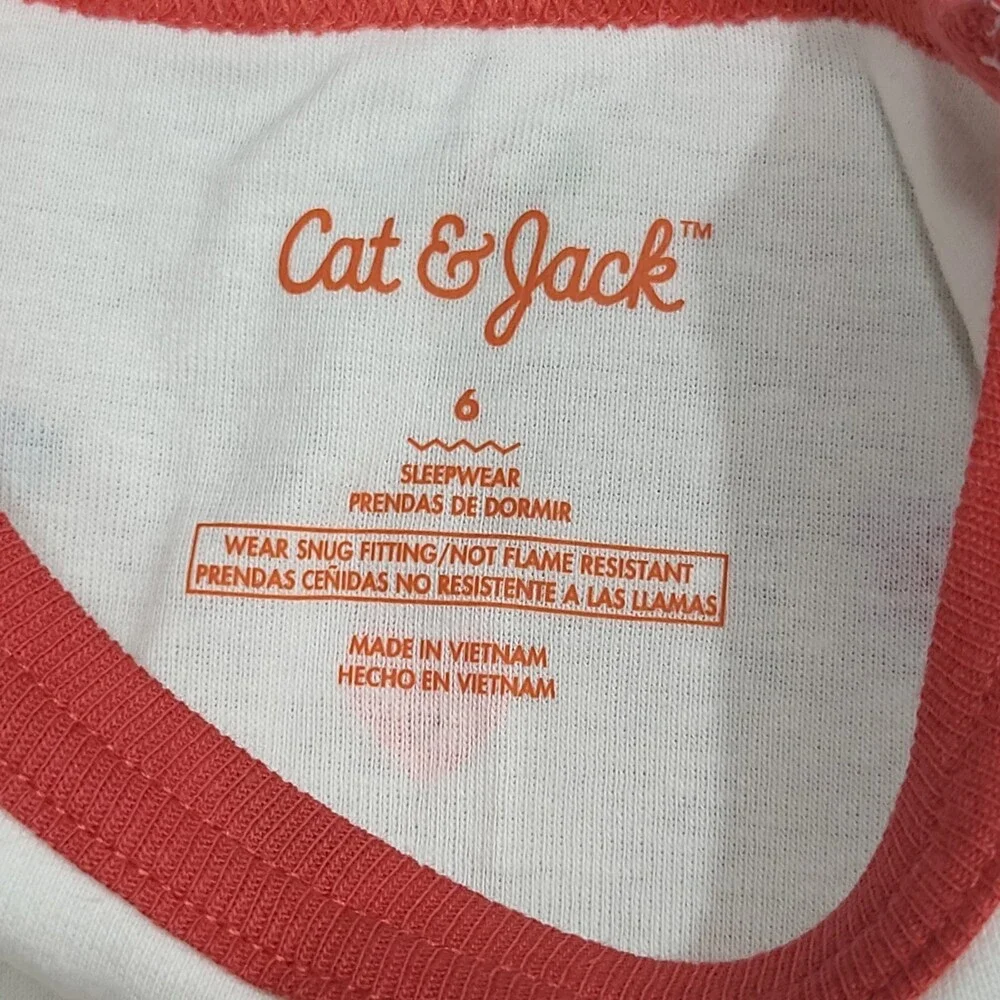 Cat & Jack Girls Holiday Hearts Print Short Sleeves Pajama Set Top Pants Size 6